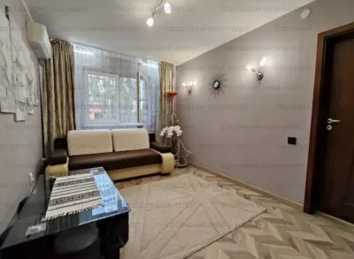 Apartament 3 camere | 41 mp | Parcare + Boxă | Zona Florilor - Brasov