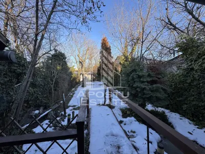 Casa la curte comuna cu 2 familii | 80mp utili | 350 teren | Sagului - foto 11