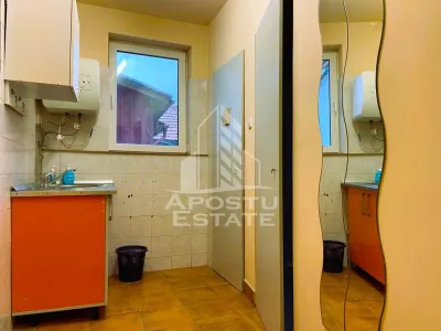 Casa +Spatiu comercial + apartament studio - foto 7