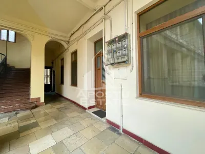 Apartament 3 camere, curte cu acces auto, ULTRACENTRAL - foto 15