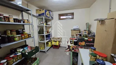 Vila de vanzare in Ghioroc - foto 25