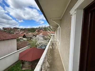 Vila unica, 520 utili, in inima judetului Caras-Severin - foto 8