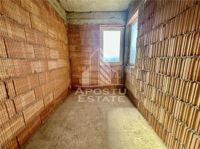 Casa individuala cu 4 camere, bucatarie inchisa, zona Planetelor - foto 13