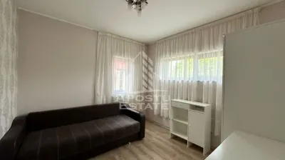 Apartament de vanzare cu 3 camere, etajul intai, Dumbravita - foto 8