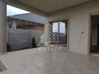 Duplex cu 4 camere de vanzare, P+ E ,127Mp, in Sacalaz - foto 13