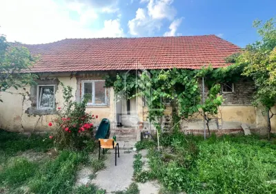 Casa veche in Recas cu teren generos de 1438 mp - foto 1