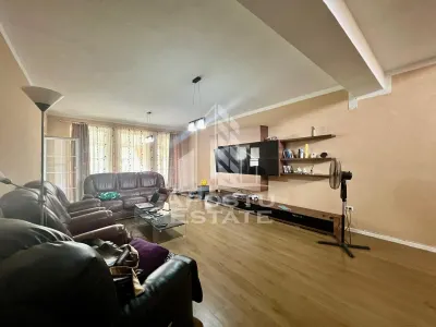 Jumatate de duplex de vanzare cu 6 camere in Mosnita Noua, Timisoara - foto 2