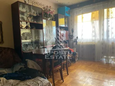 APOSTU ESTATE - Apartament 4 Camere Central - Zona Podgoria - Arad