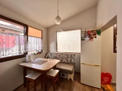 Apartament 3 camere, complet renovat la curte comuna in zona Centrala - foto 6