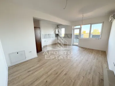 Apartamente cu 3 camere, disponibile imediat, gradina de 45 mp. - foto 2
