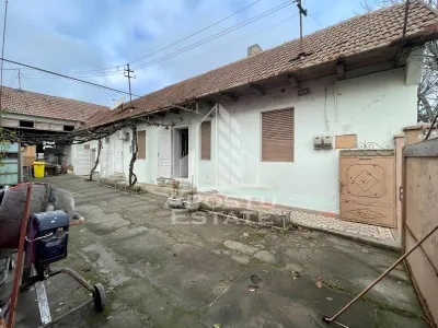 Casa 4 camere, anexe, teren generos zona Aradul Nou Cl. Timisorii - Arad