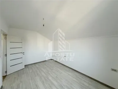 Jumatate de duplex cu 4 camere de vanzare, Becicherecu Mic - foto 8