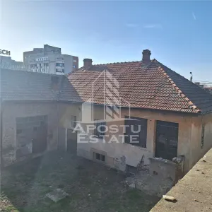 Casa individuala cu teren mare 843 mp,in zona Modern. - foto 1