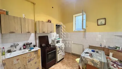 Apartament cu 2 camere de vanzare la curte comuna,Iosefin,Timisoara - foto 2