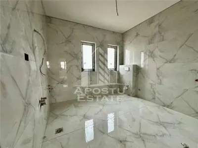Duplex cu 5 camere situat la intrare in Giroc - foto 4