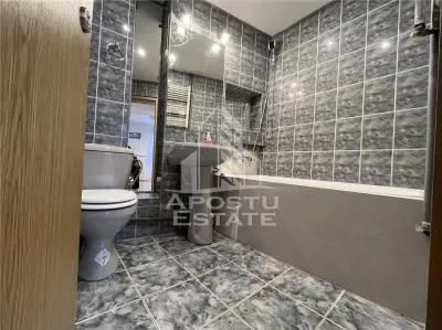 Apartament cu 3 camere, decomandat, etajul 1, zona Sagului - foto 8