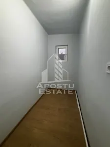 Apartament la casa cu 2 camere, curte proprie, Ghiroda - foto 3