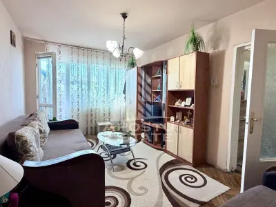 Apartament de vanzare Calea Torontalului Cetatii centrala boxa - foto 2