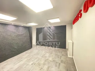 Inchiriem spartiu comercial modern , zona centrala Banu Maracine - foto 22