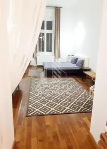 Apartament cu 2 camere , 66 mp , centrala proprie, zona Ultracentrala - foto 2