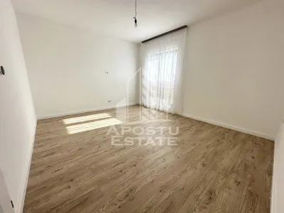 Duplex cu 5 camere si 3 bai, 300mp teren complet finisat in Giroc. - foto 10