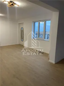 Duplex cu finisari de lux in cartier rezidential Remetea Mare,Bucovat - foto 8