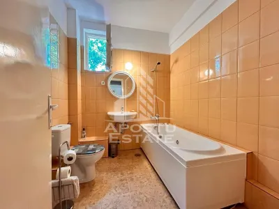 Apartament cu terasa si garaj in zona Medicinei. - foto 12