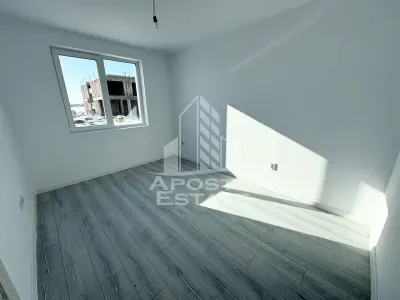 Apartament cu 2 camere decomandat bucatarie inchisa in zona Planetelor - foto 9