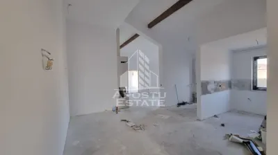 Duplex de vanzare P+M cu 5 camere, in Ghiroda - foto 1