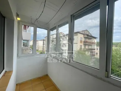 Apartament decomandat cu 3 camere - zona Centrala - foto 6