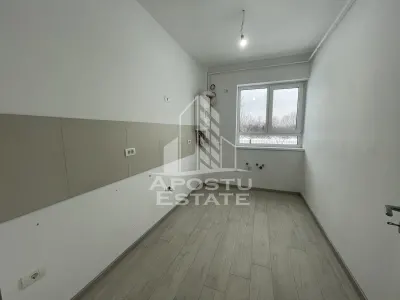 Spatiu comercial + loc parcare, 53 mp, Zona Planetelor - foto 4