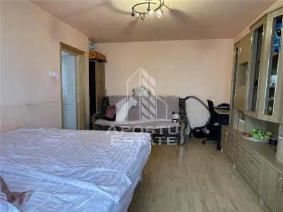Apartament de vanzare cu o camera de vanzare Steaua - foto 4