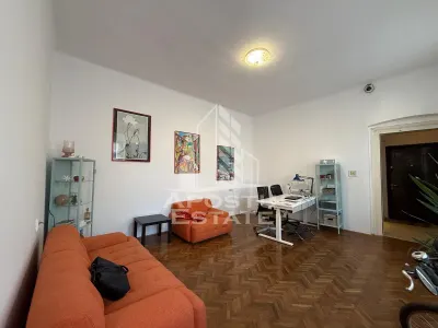 Apartament 3 camere, parter inalt,  plus garsoniera complet amenajata - foto 2
