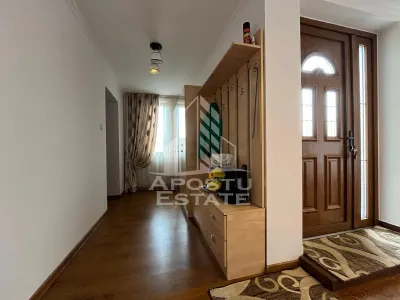 Casa la curte comuna zona Odobescu, doar 4 locatari, gradina proprie - foto 3