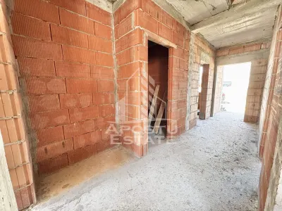 Duplex despartit cu 4 camere 2 bai si dressing toate utilitatile Giroc - foto 4