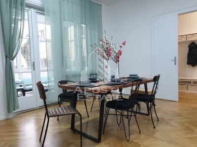 4 camere ultracentral, 132 mp + 2 terase complet renovat in Timisoara - Timisoara