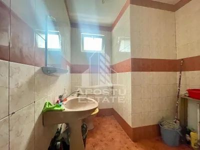 Casa individuala cu spatii comerciale - Zona Parneava spre Alfa - foto 12