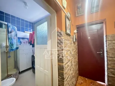 Casa individuala cu spatii comerciale - Zona Parneava spre Alfa - foto 20