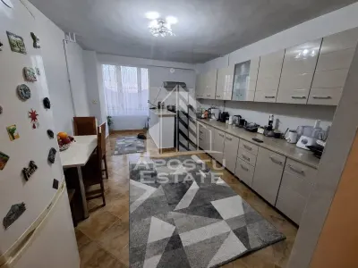 Apartament cu 4 camere de vanzare, etaj intermediar, Mircea cel batran - foto 7
