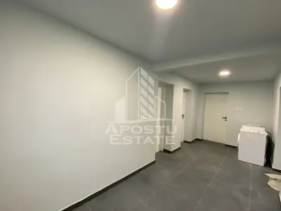 Casa cu 4 camere, curte proprie, Ghiroda - foto 11
