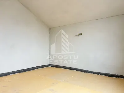 Casa individuala cu 5 camere, de vanzare, 653mp teren, in Sanandrei - foto 2
