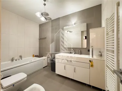 Apartament cu 3 camere | Etaj 1 | 120mp | Spa | Garaj | Zona Balcescu - foto 16