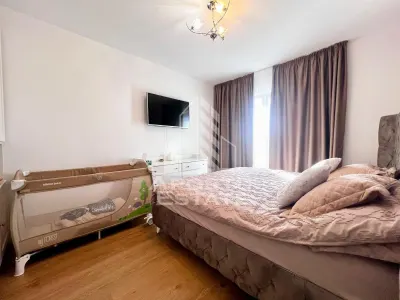 Jumatate de Duplex, 4 camere, Serena ,Mosnita Veche - foto 10