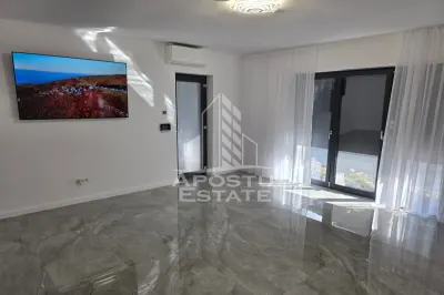 Casa pe parter, individuala de vanzare, 5 camere, 3 bai, Girocului - Timisoara