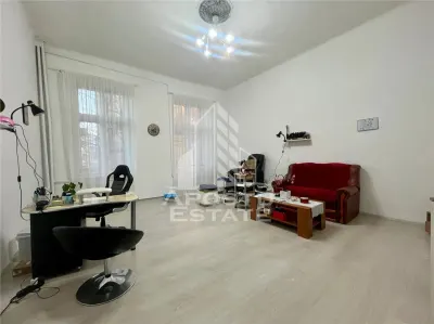 Apartament deosebit in cladire istorica, zona Piata Romanilor - foto 8