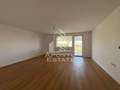 Casa individuala, 6 camere, 2 bai, garaj, teren 913, pompa de caldura - foto 10