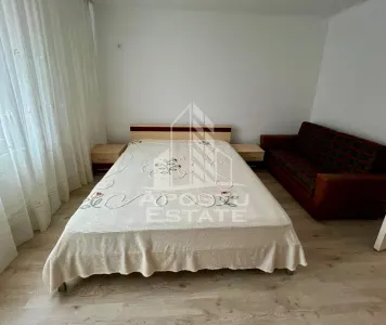 Casa curte comuna , 2 camere in Parneava - foto 3