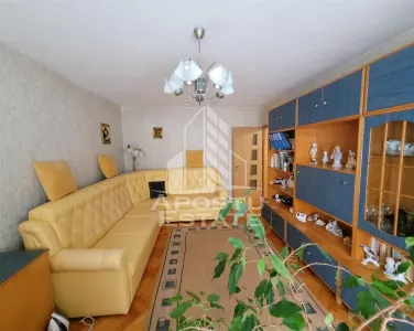 Apartament de vanzare cu 3 camere,etaj intermediar, Aradului,Timisoara - foto 1