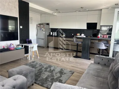 Apartament cu 3 camere de vanzare, 2 locuri de parcare, et 1, Giarmata Vii - foto 1