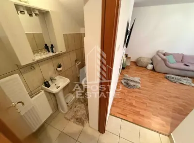 Apartament cu 3 camere,2 bai,Dumbravita - foto 9